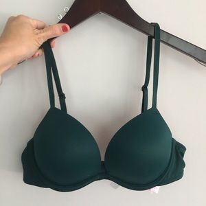 Victoria Secret Wear Anywhere Super Push Up Bra